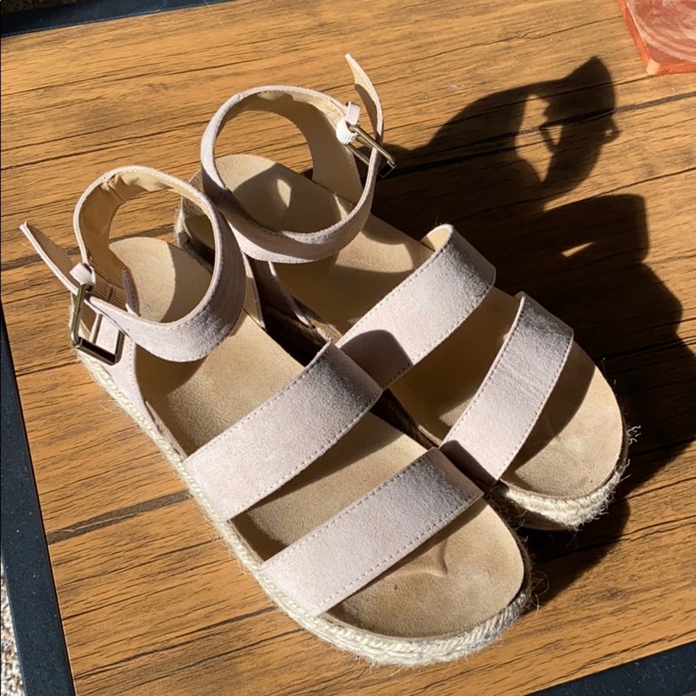 Espadrille platform sandals dusty pink